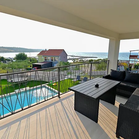 Giovanni Casa de Férias